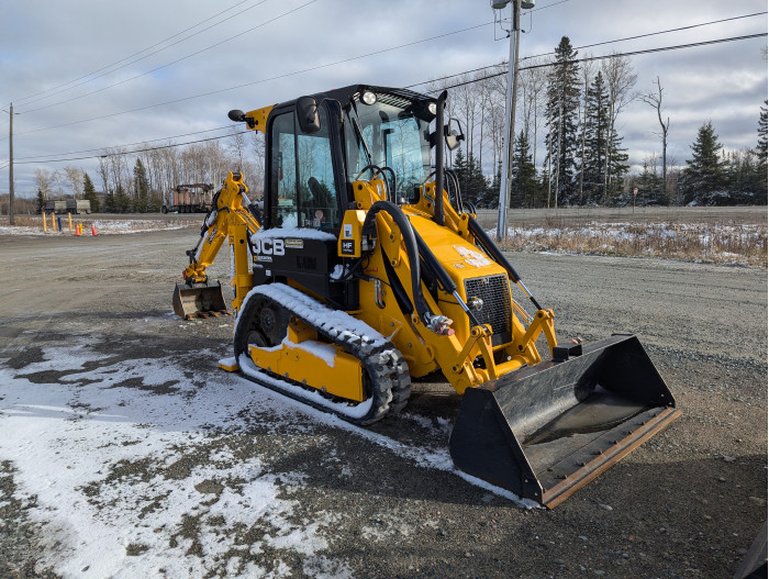 6: 2020 JCB 1CXT BACKHOE LOADER