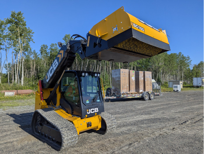 2: NEW JCB 60" Sweeper