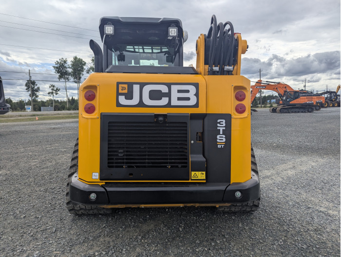 4: NEW JCB 3TS-8T TELESKID TELEHANDLER