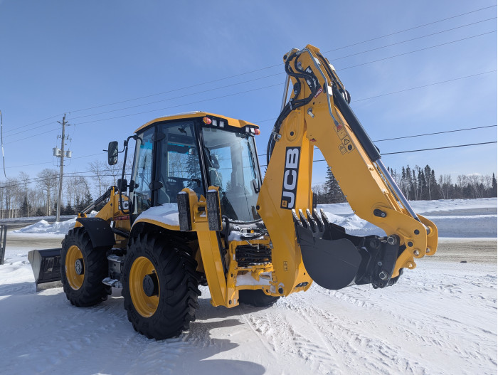 5: NEW JCB 4CX PRO BACKHOE