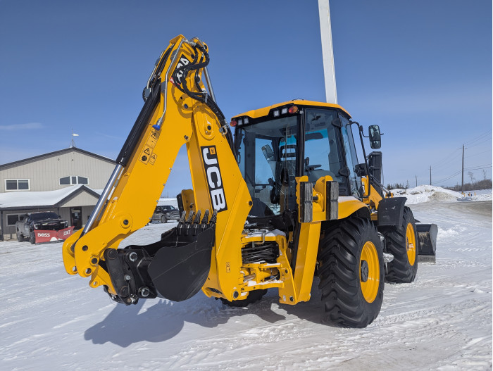 7: NEW JCB 4CX PRO BACKHOE
