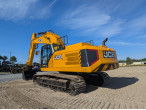 9: JCB 370X CRAWLER EXCAVATOR