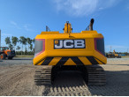 7: JCB 370X CRAWLER EXCAVATOR