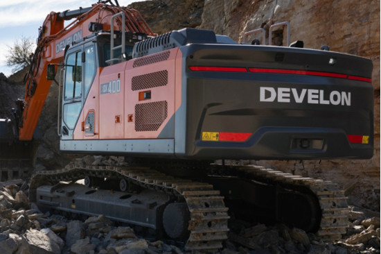 1/2: DEVELON -9 Series Crawler Excavators