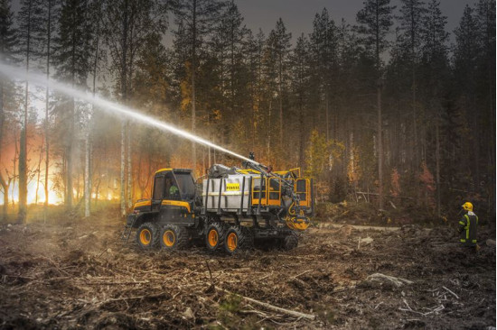 1/1: PONSSE Firefighting Equipment for Forest Operations