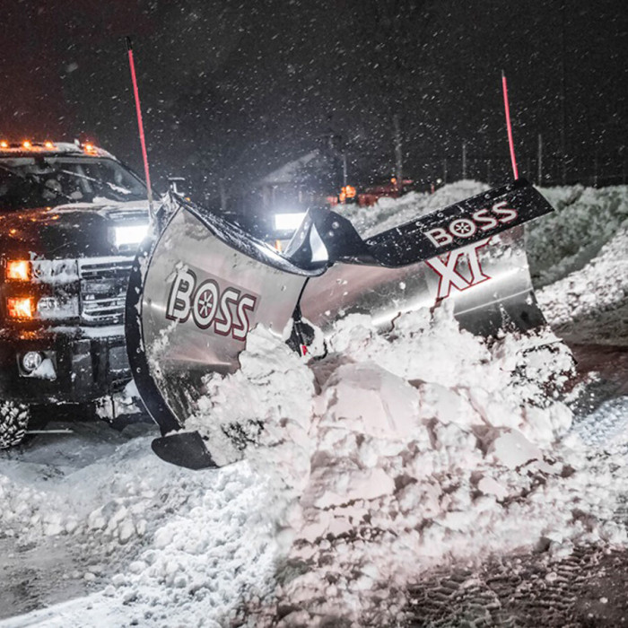 1: NEW BOSS PLOW 9'2" V-XT STAINLESS STEEL