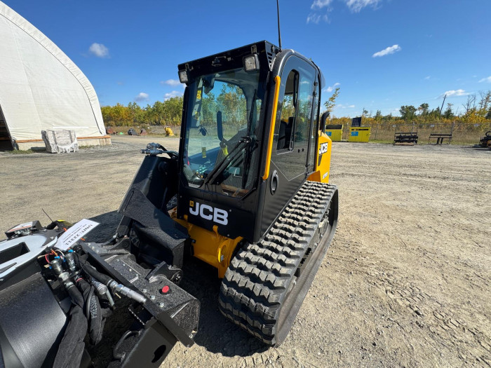2: 2025 JCB 270 T Compact Track Loader