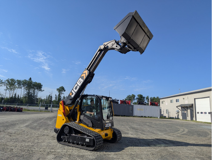 1: NEW JCB 3TS-8T TELESKID 