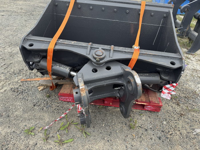 5: DEVELON BUCKET; TILT DITCHING; 60 IN