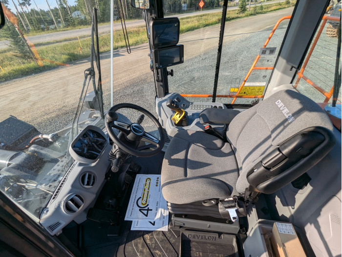 9: NEW DEVELON DL420-7-US11 Wheel Loader