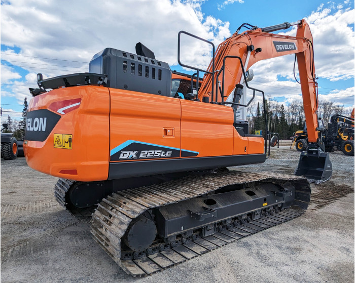 11: 2024 DEVELON DX225LC-7 Excavator