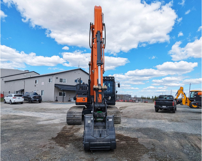 6: 2024 DEVELON DX225LC-7 Excavator