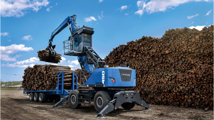 2: FUCHS MHL450 TRAILER PULLER