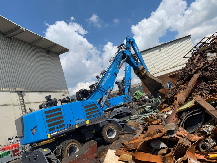 2: FUHS 350 F MQC HYDRAULIC QUICK CONNECT SYSTEM