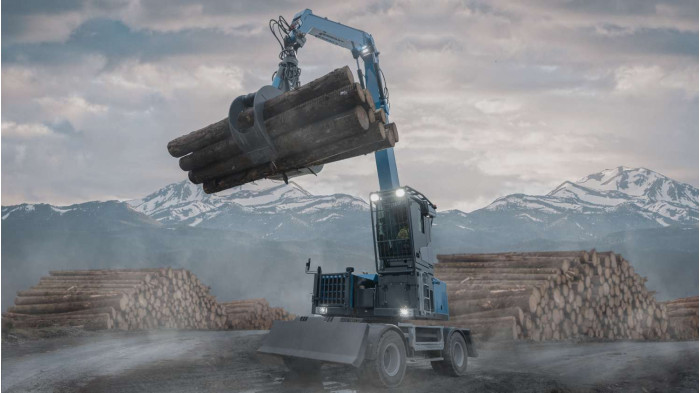 2: FUCHS MHL434 PICK AND CARRY