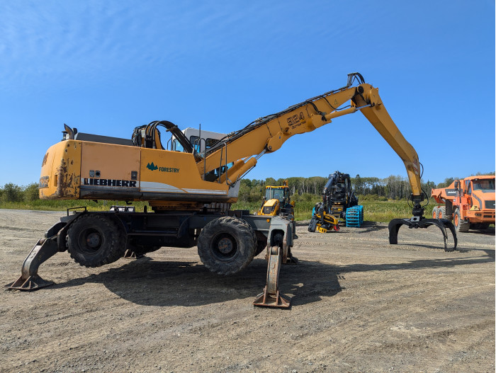 14: 2006 Liebherr A924B LITRONIC excavator