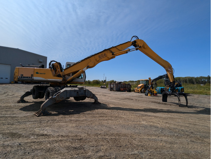 8: 2006 Liebherr A924B LITRONIC excavator