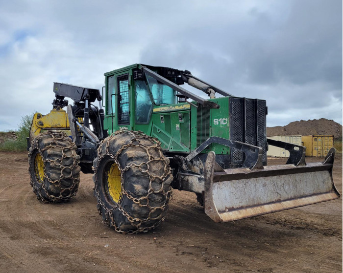 5: 2014 John Deere 748H Skidder