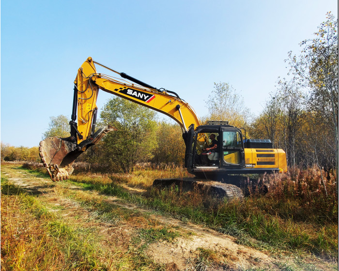1: 2020 SANY SY265C LC EXCAVATOR