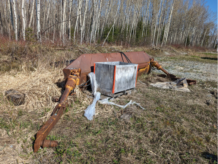 2: 1998 CATERPILLAR 13' BLADE