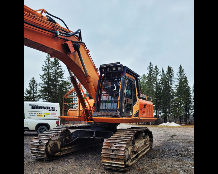 2: 2005 Daewoo Solar 300LL with Ponsse H8HD Head