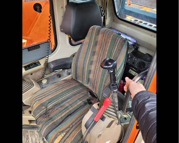 8: 2005 Daewoo Solar 300LL with Ponsse H8HD Head