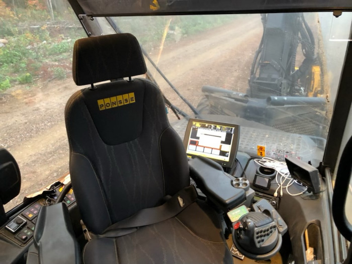 3: 2020 Ponsse Ergo 8W - H8 Harvester