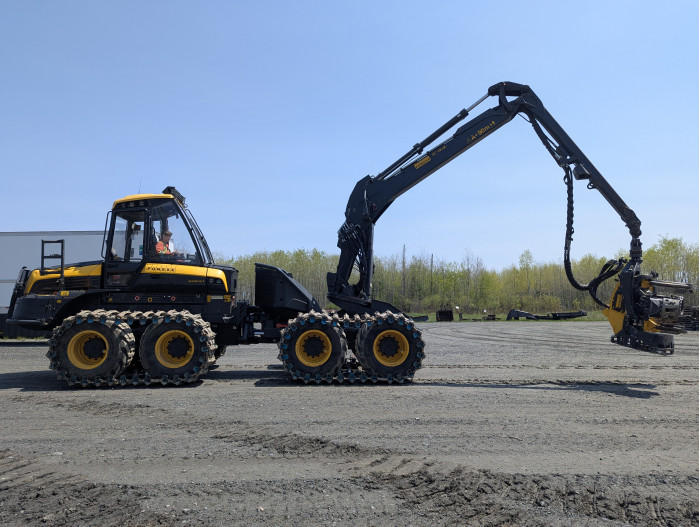 7: 2021 Ponsse Ergo Harvester with H8 Head