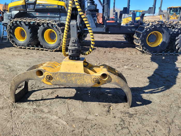 17: 2022 Ponnse Elephant King Forwarder