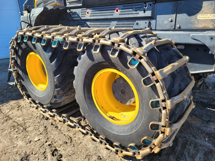 12: 2022 Ponnse Elephant King Forwarder