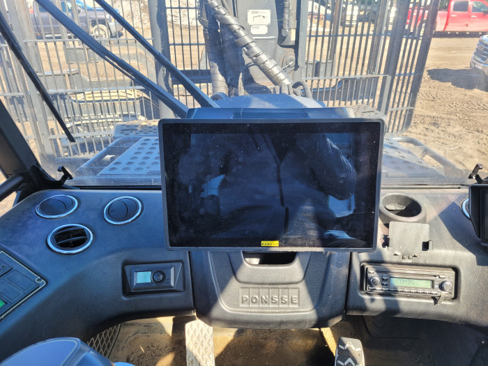 3: 2022 Ponnse Elephant King Forwarder