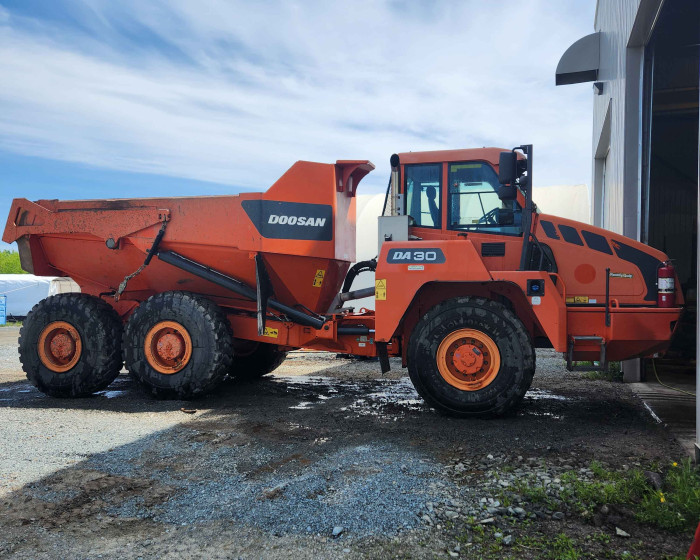 6: 2018 DOOSAN DA30 Rock Truck
