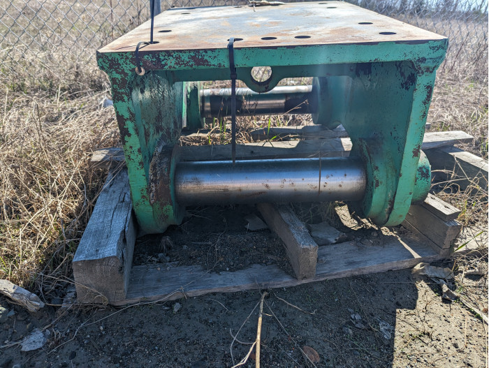 1: TRAMAC BRACKET TOP - V32