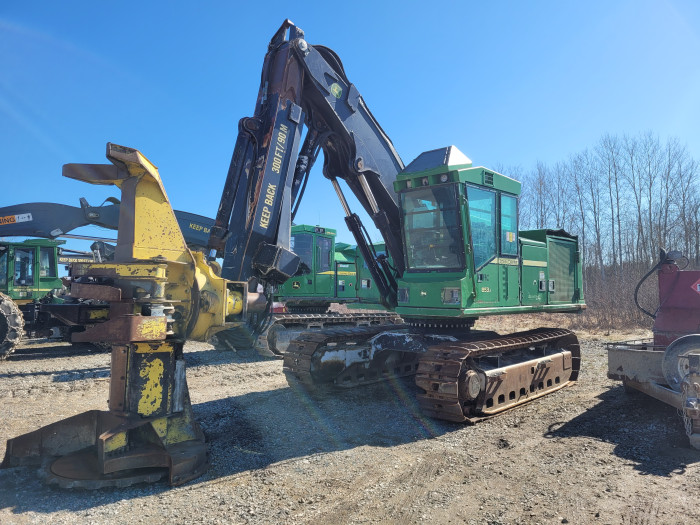 3: 2005 John Deere 853 Feller Buncher