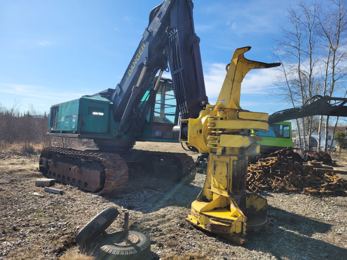 3: 2000 TimberJack 850 Feller Buncher